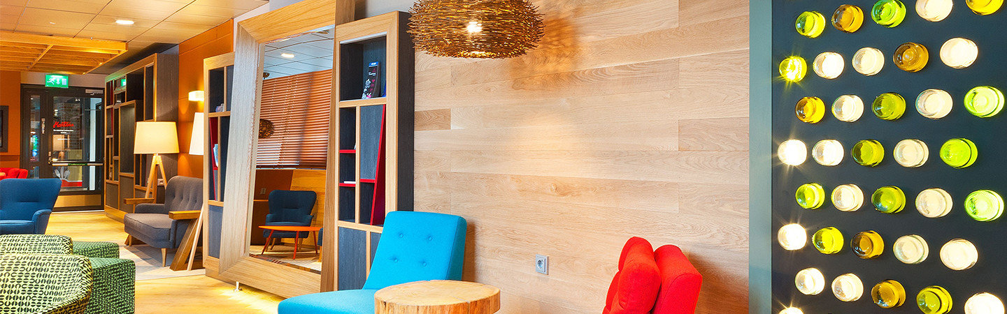 Holiday Inn Banner Image