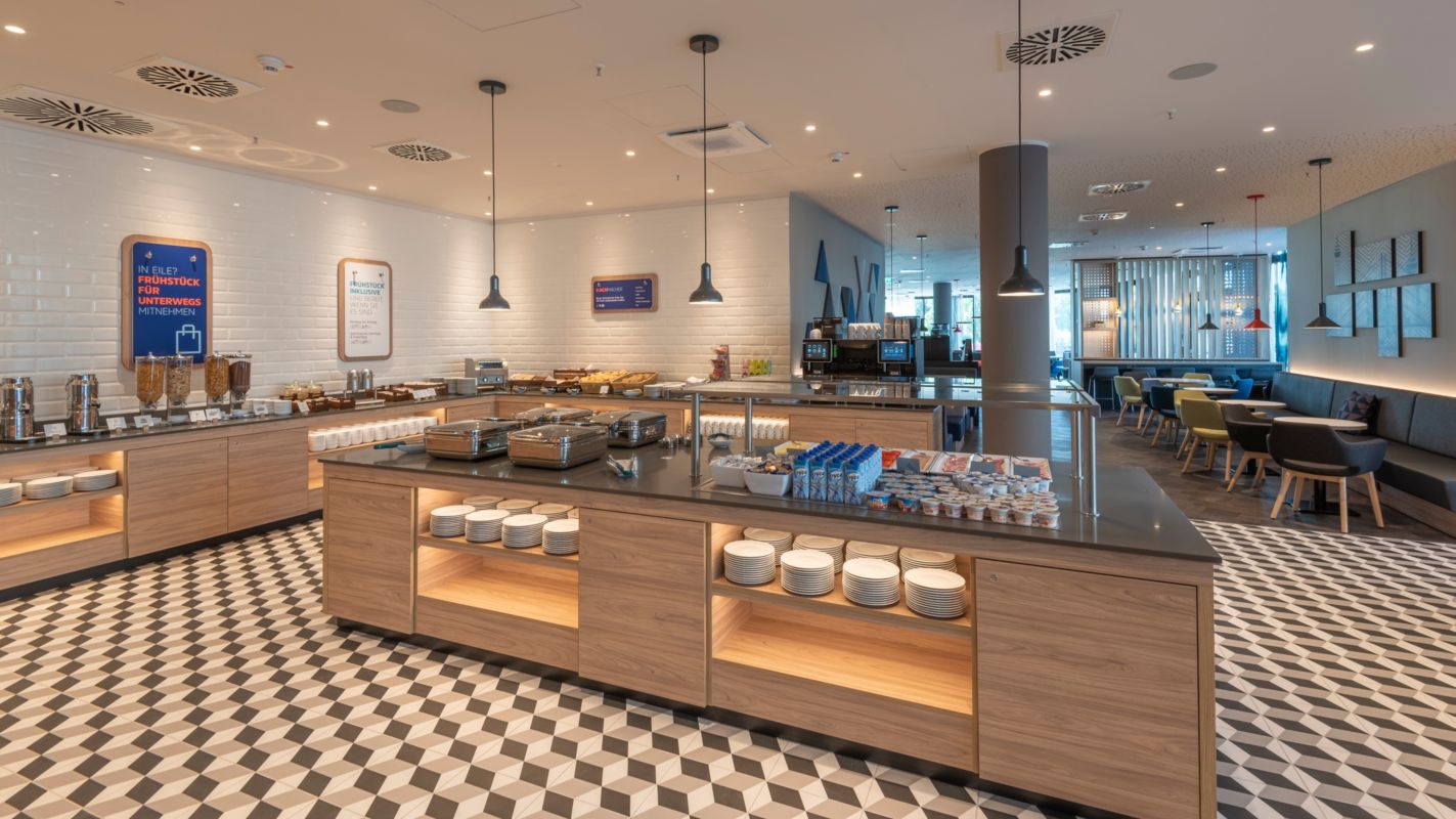 Holiday inn express dsseldorf hauptbahnhof