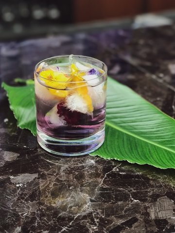 Secret garden cocktail
