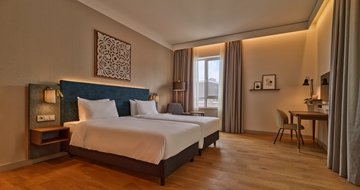 Voco the hague twin bed