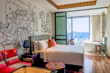 Hotel indigo singapore katong premier room with bathtub