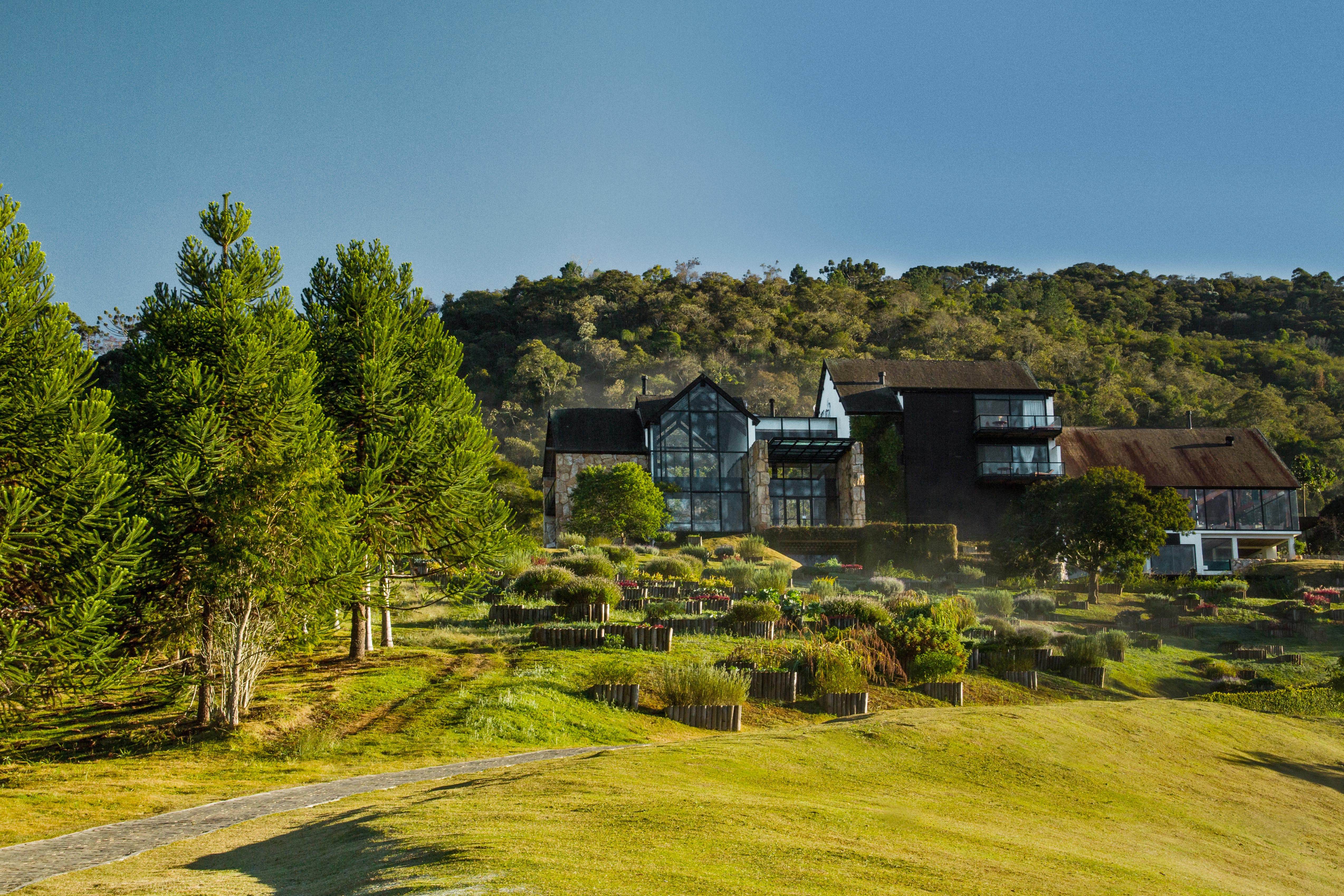 Resorts 3