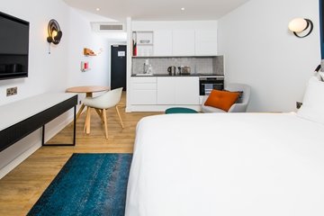Staybridge suites cardiff one bed suite