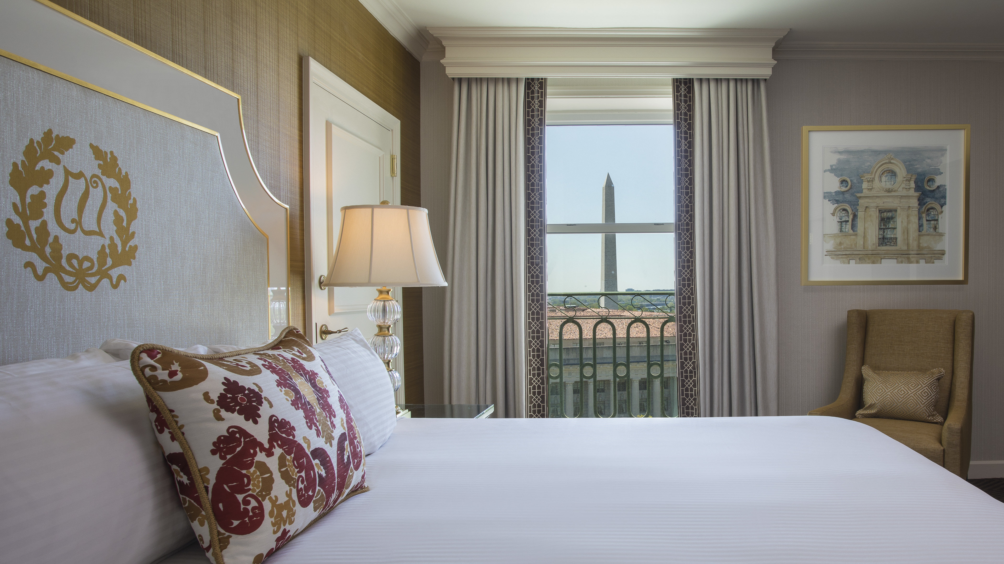 Guest Room with View of Washington Monument at Intercontinental The Willard Washington D