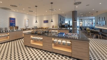 Holiday Inn Express Dusseldorf Hauptbahnhof