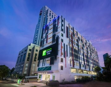 Hotel Facade