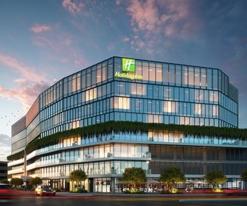 Holiday Inn Suites Mawson Lakes