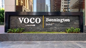 Voco Bonnington Signage