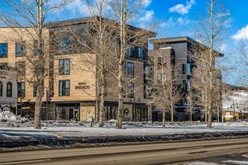 Hotel Indigo Silverthorne Exterior