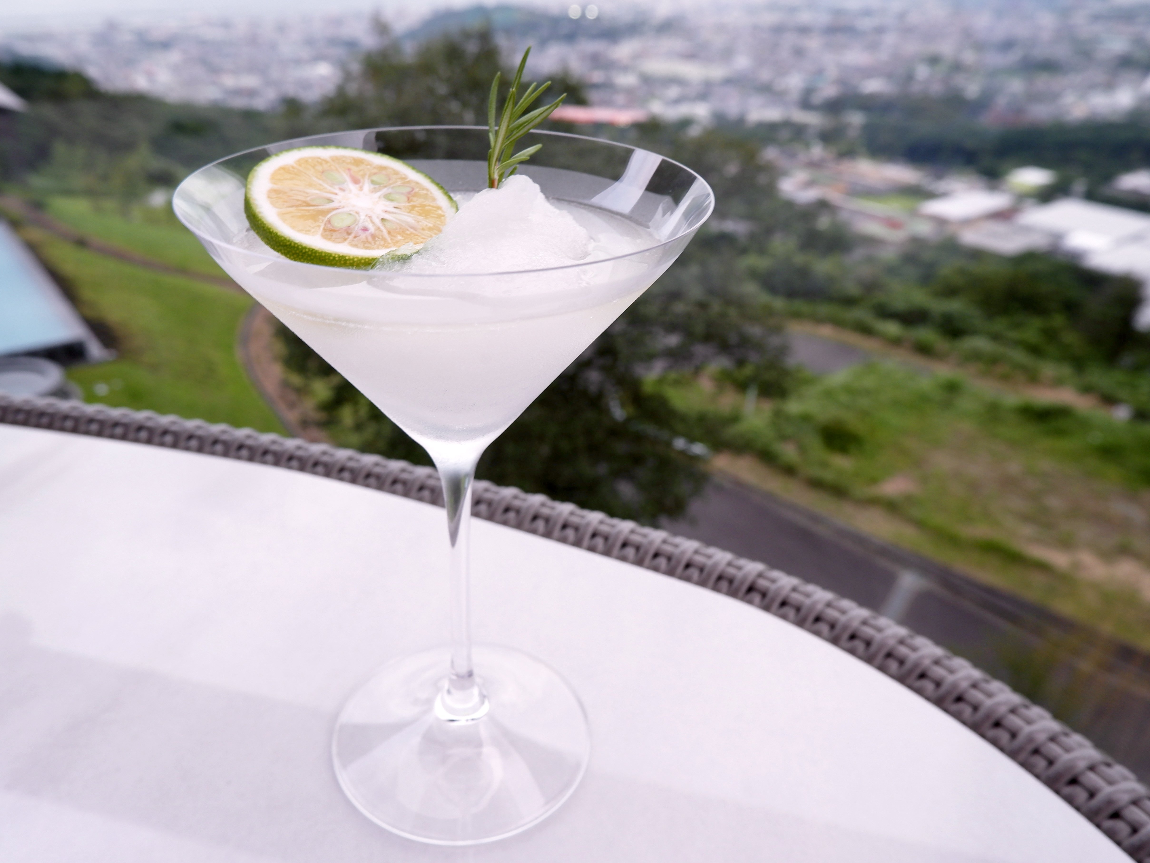 Created for the 75th Anniversary, the Myoban75 brings local flavour to the forefront with fresh Kabosu juice and Onsen water blended with local honey, The Botanist Islay Dry Gin and Piper-Heidsick Champagne. Available at ANA InterContinental Beppu Resort & Spa.