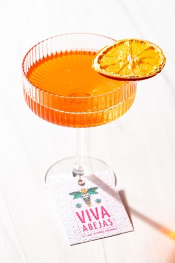 Viva Abejas Cocktail Plantable Hantag