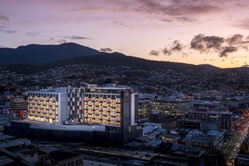 Crowne Plaza Hobart Lead