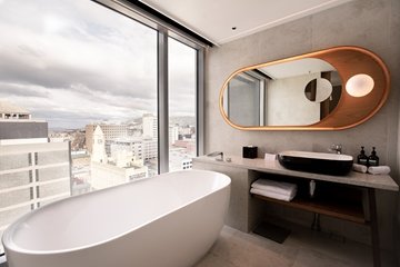 Island Bathtub, Junior Suite 
