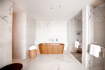 Wooden Bathtub, Derwent Suite 