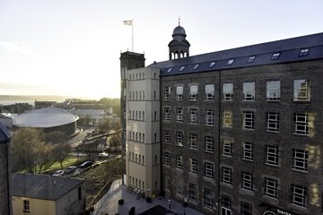 SBS Dundee Exterior
