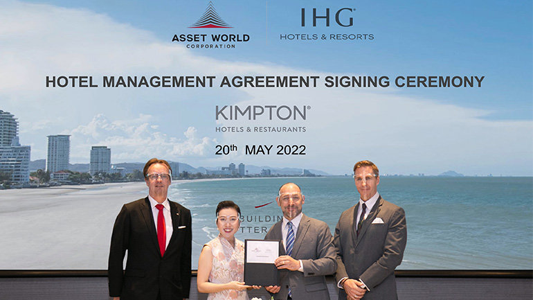 Video Thumb Image - From left to right: Stephan Vanden Auweele, Chief Hospitality Group Officer, Asset World Corporation (AWC), Wallapa Traisorat, Chief Executive Officer and President, Asset World Corporation (AWC), Joff Romoff, Vice President, Commercial, South East Asia & Korea, IHG Hotels & Resorts, Patrick Both, Area General Manager, Luxury & Lifestyle, Thailand, IHG Hotels & Resorts