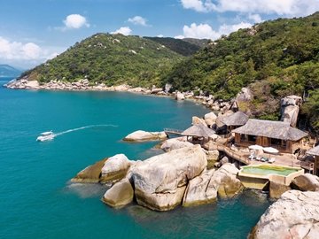 Hotel Exterior Six Sense Ninh 