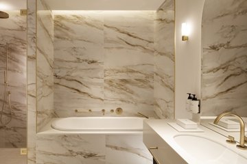 Bagno vasca InterContinental Rome Ambasciatori Palace