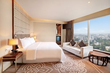 Crowne plaza