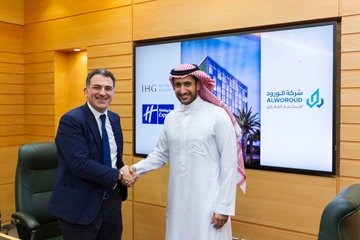 IHG hotels and resorts announces the launch of holiday inn express brand in saudi arabia