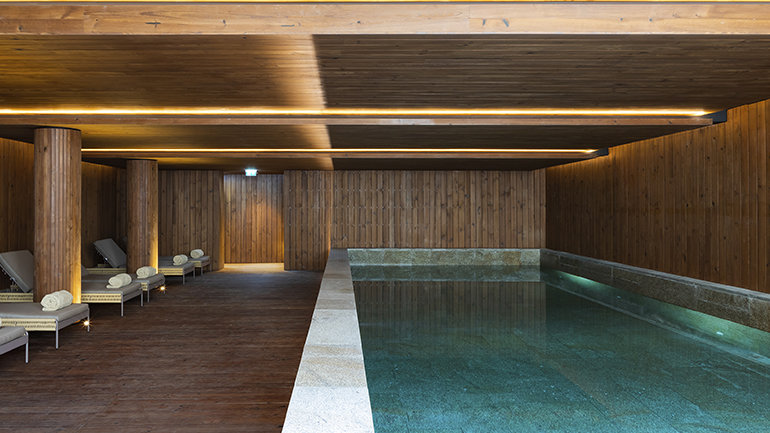 Ihg hotels and resorts opens its first European Vignette Collection hotel 03