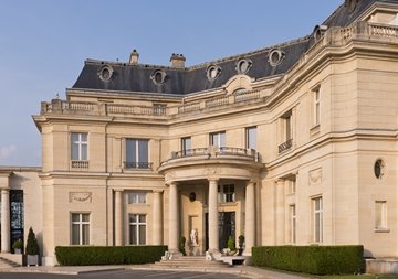 Exterior Front Close