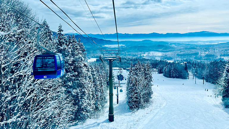 Image of ski slopes in Myoko. The image is an example location near where the hotel maybe located.