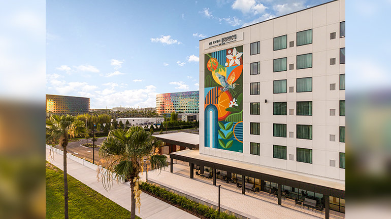 Florida-themed mural at the dual-branded EVEN Hotel Orlando Universal Blvd by IHG and Staybridge Suites Orlando Universal Blvd by IHG