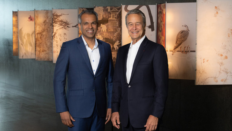 Rajit Sukumaran of IHG Hotels & Resorts and Richard Bailey of Pacific Beachcomber mark the signing of Regent Bora Bora in Hong Kong.