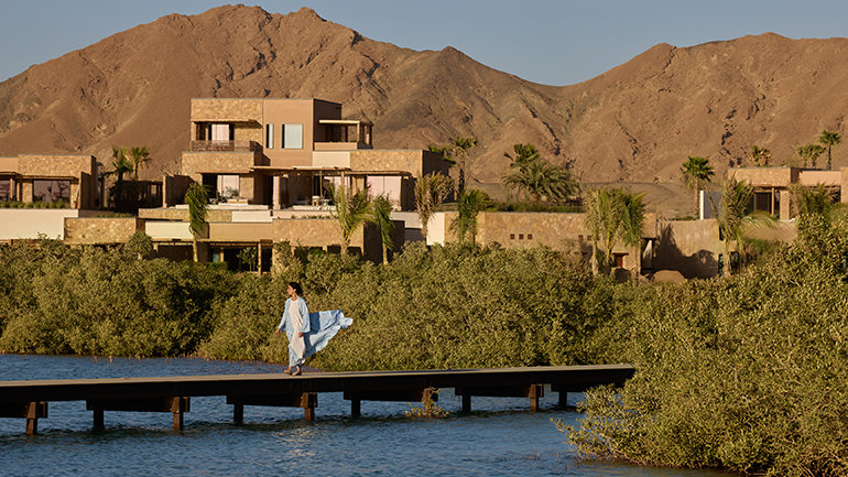 Image Gallery - Six Senses AMAALA opens between desert cliffs, lagoon waters, and the Red Sea coast