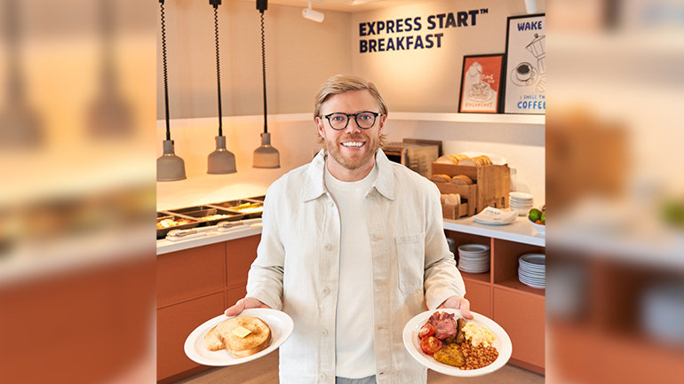 Image Gallery - The Great Wake Up Debate: Rob Beckett and Holiday Inn Express® Uncover the Wake Up Rituals Defining the UK and Ireland