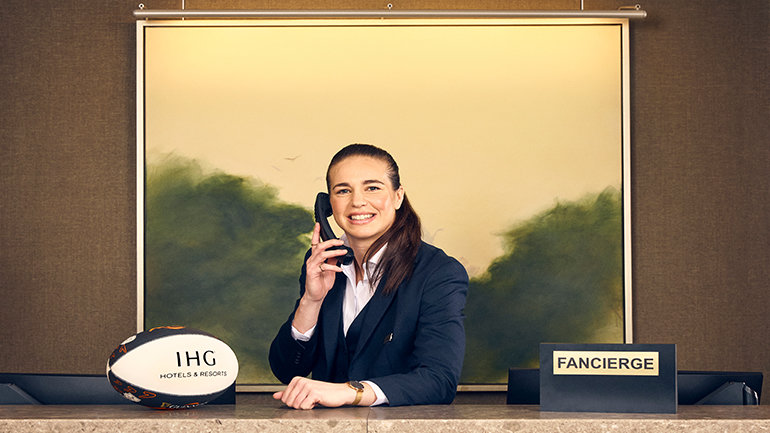 Women’s Rugby Takes Centre Stage as IHG Hotels & Resorts Unveils Emily Scarratt as its ‘Fancierge’ for the Guinness Women's Six Nations