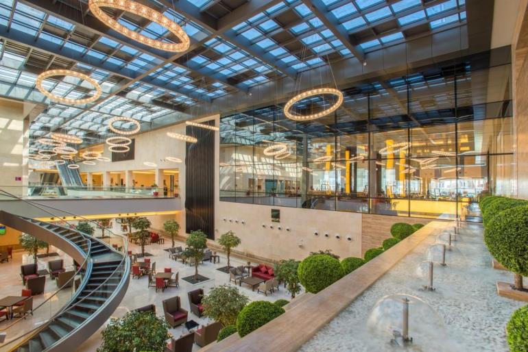 Crowne plaza riyadh rdc hotel and convention center