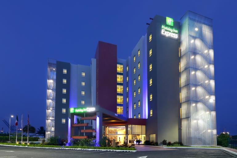 Holiday Inn Express® in Tuxpan, Mexico