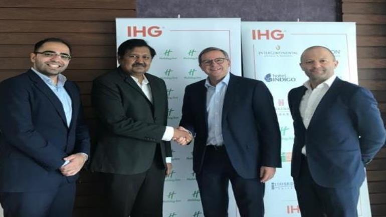 Holiday Inn Deira Signing