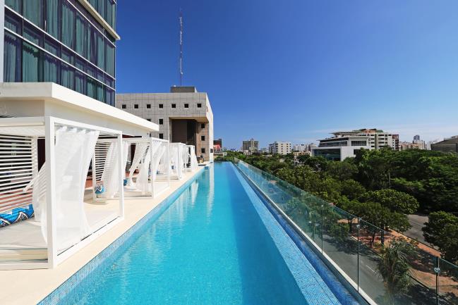Intercontinental Santo Domingo Infinity Pool